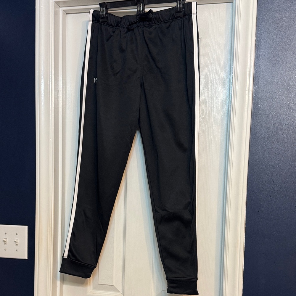 Like New Kids’ Under Armour Joggers - Youth XL (Girls or Boys)